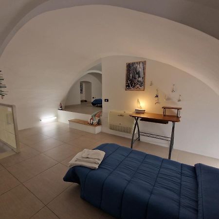 Polignano A Mare: Sulla Piazza Di Domenico Modugno Villa Екстериор снимка