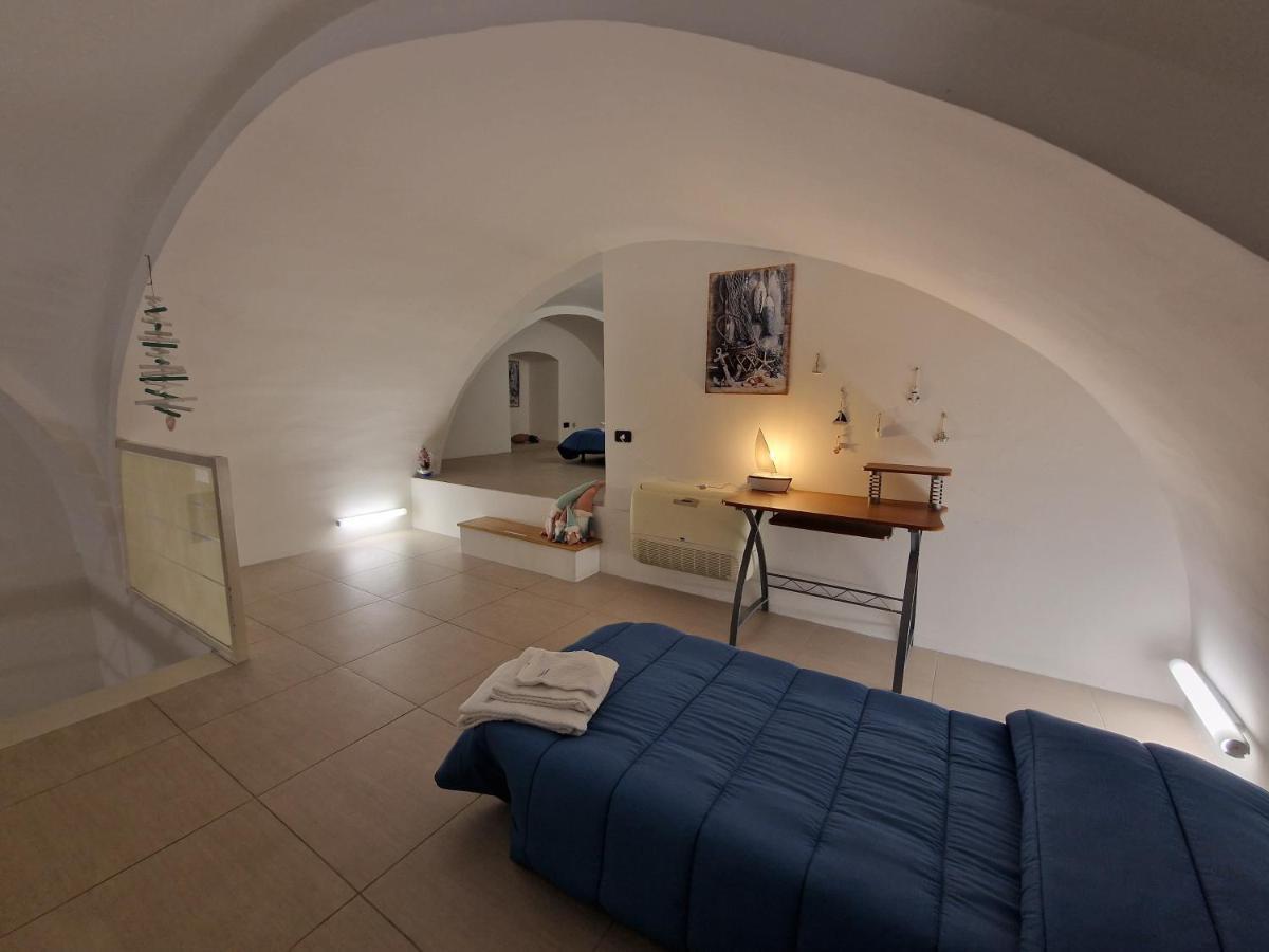 Polignano A Mare: Sulla Piazza Di Domenico Modugno Villa Екстериор снимка
