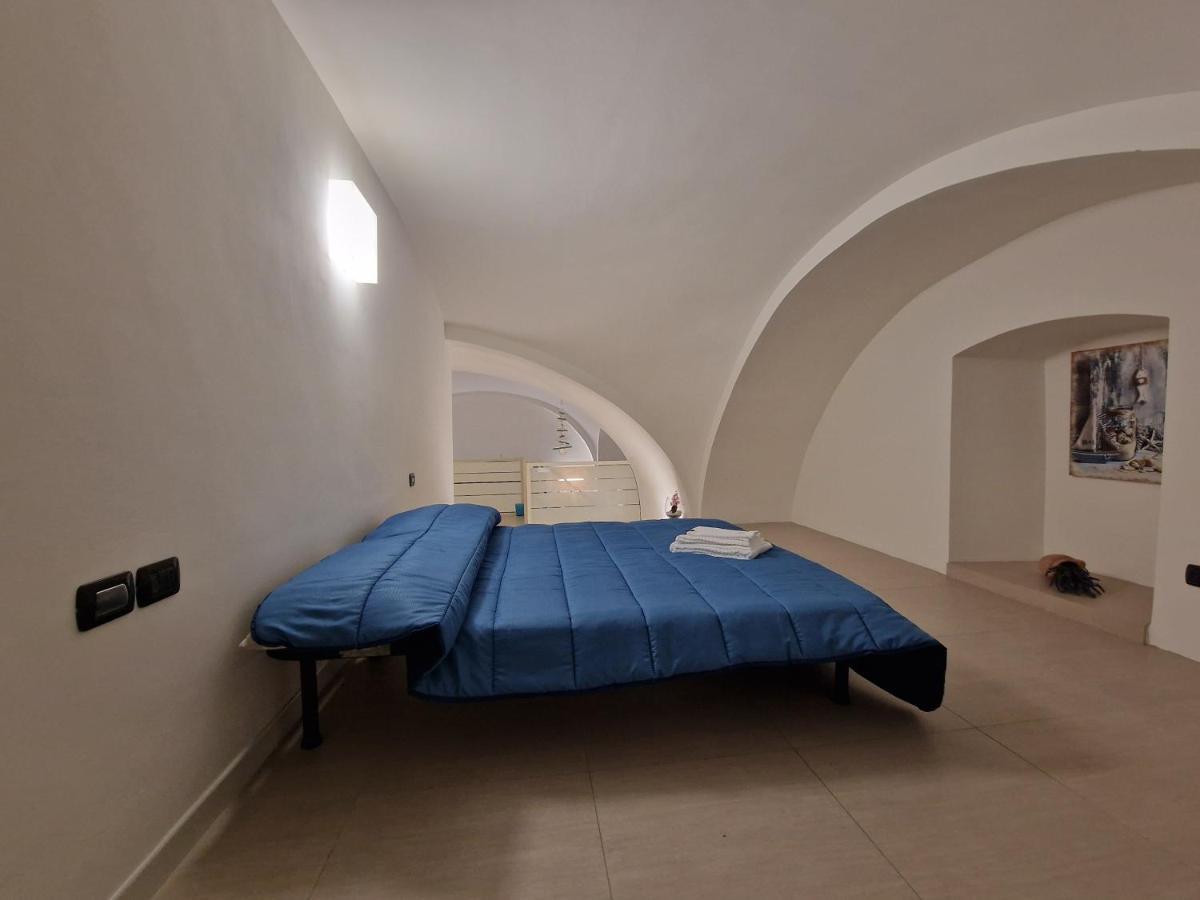 Polignano A Mare: Sulla Piazza Di Domenico Modugno Villa Екстериор снимка