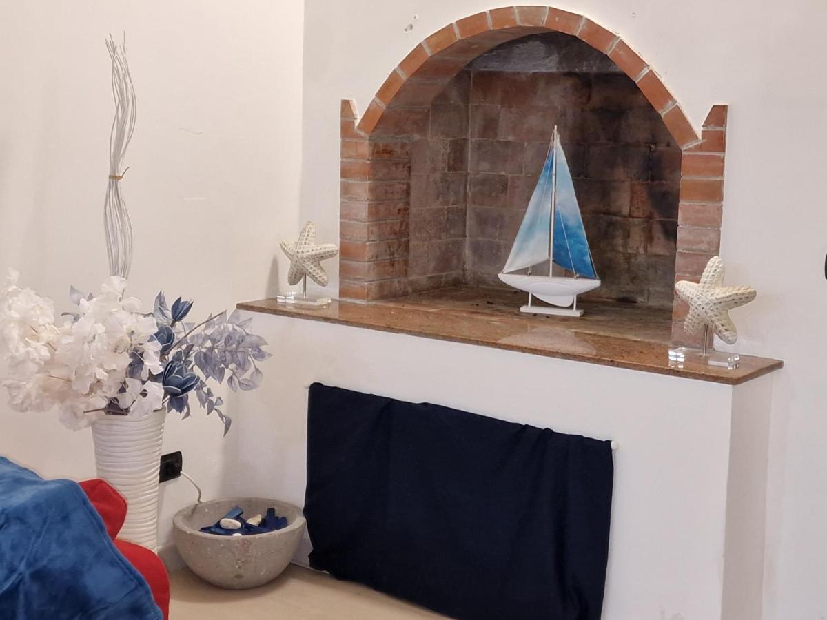 Polignano A Mare: Sulla Piazza Di Domenico Modugno Villa Екстериор снимка
